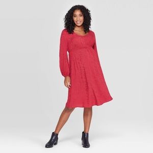 NWT Maternity Long Sleeve Smocked Jacquard Dress